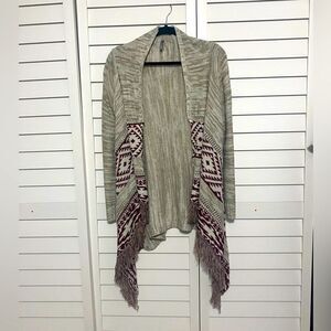 Women's Beige and Burgundy Patterned Sweater